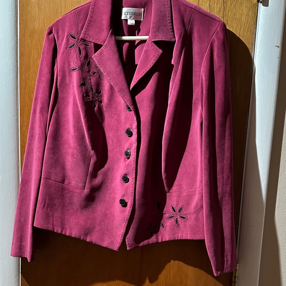 Studio I Women's Fuchsia Embroidered Blazer